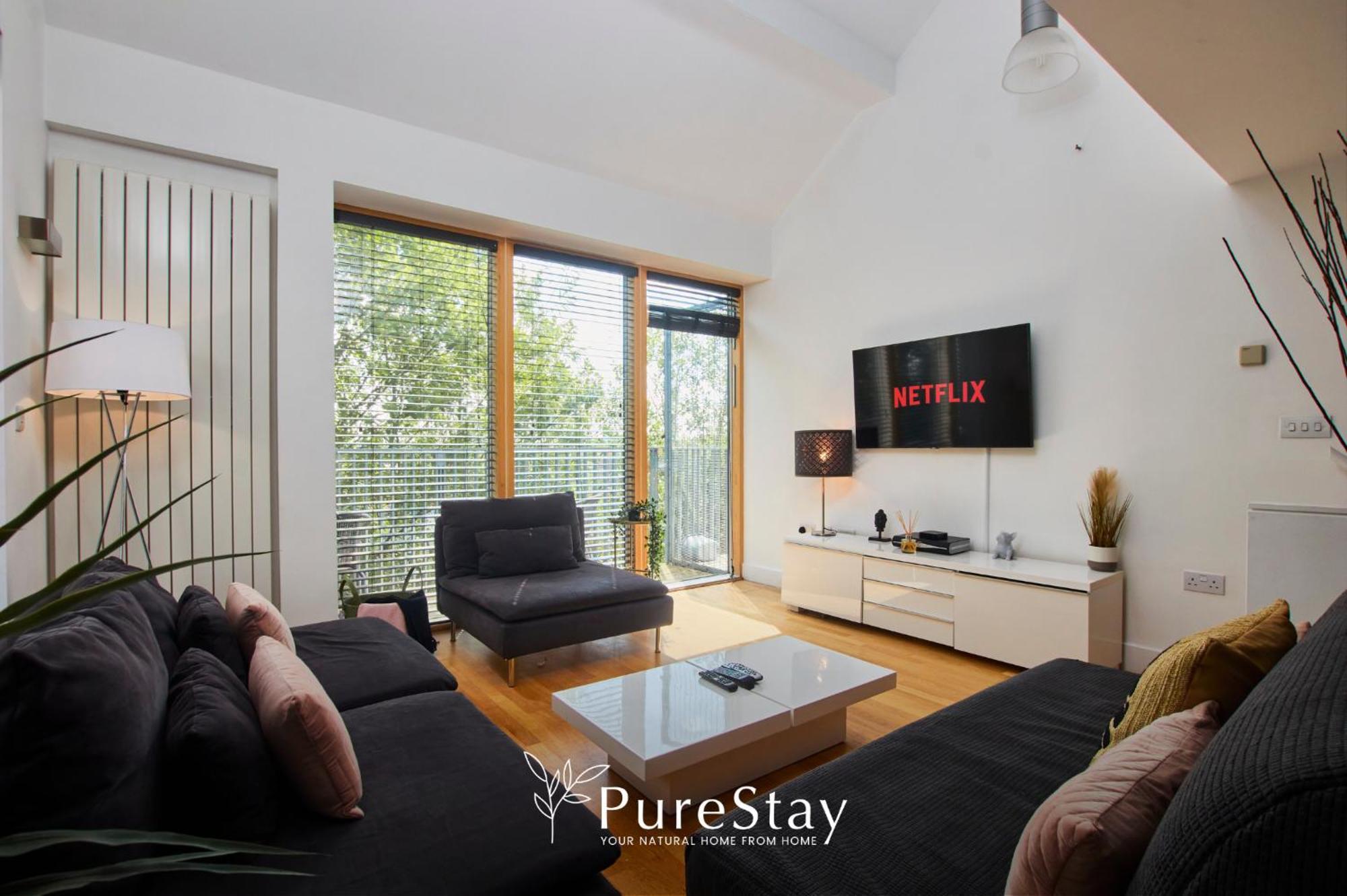 Beautiful Four Bed House By Purestay Short Lets & Serviced Accommodation Coventry With Parking מראה חיצוני תמונה